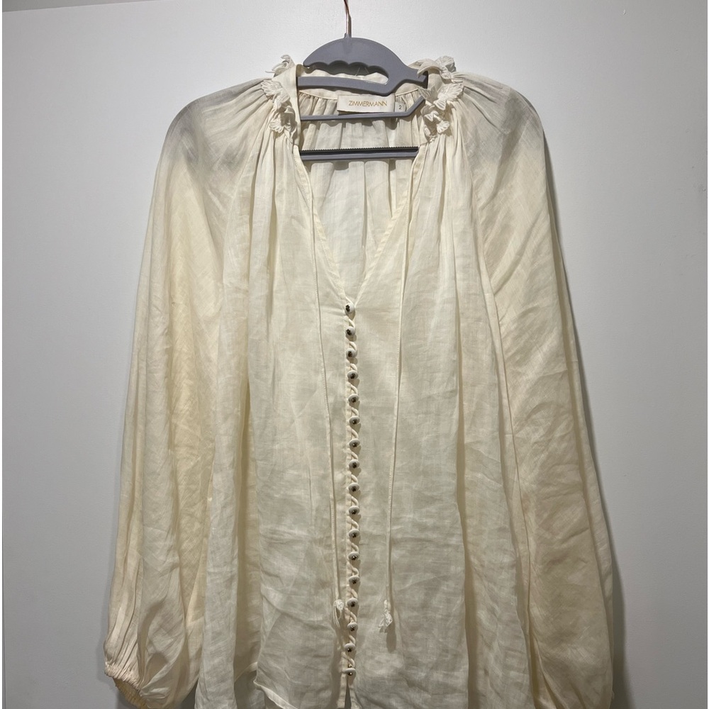 Beautiful loose fitting linen blouse. Incredible detail.